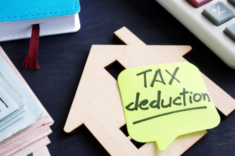 Calculating Tax Deductible Rental Property Expenses